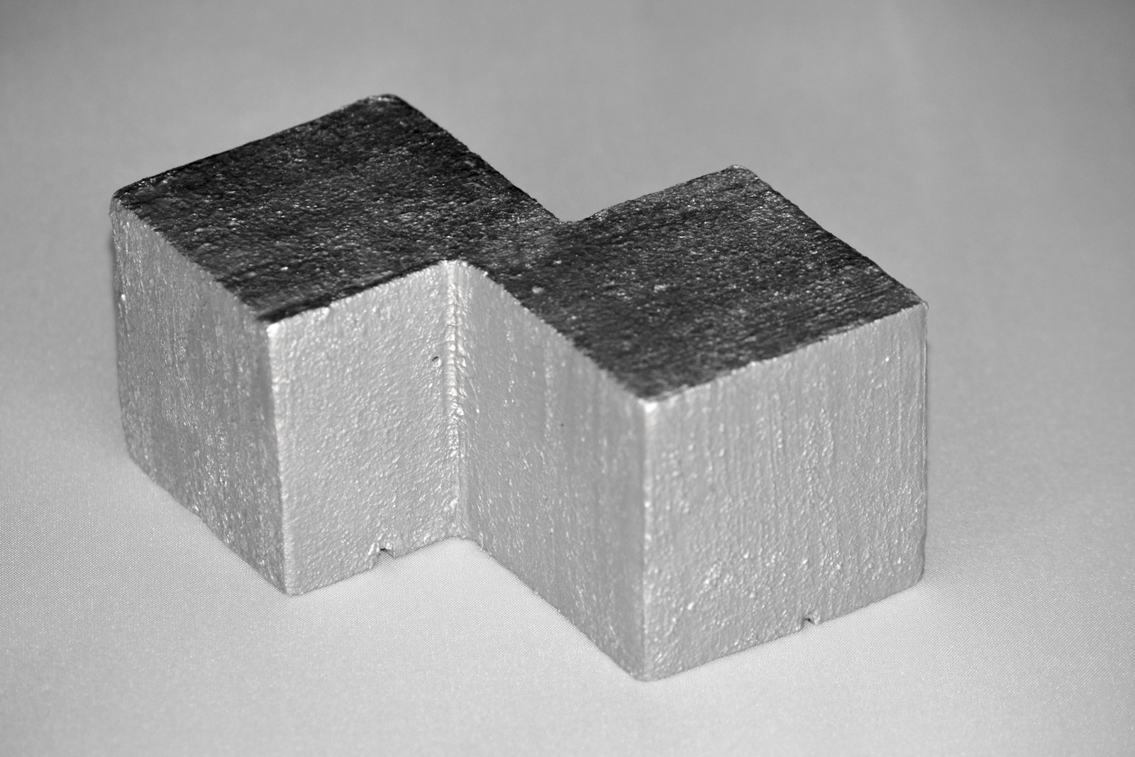 6061 vs 7075 Aluminum: Which One Fits Your Part?